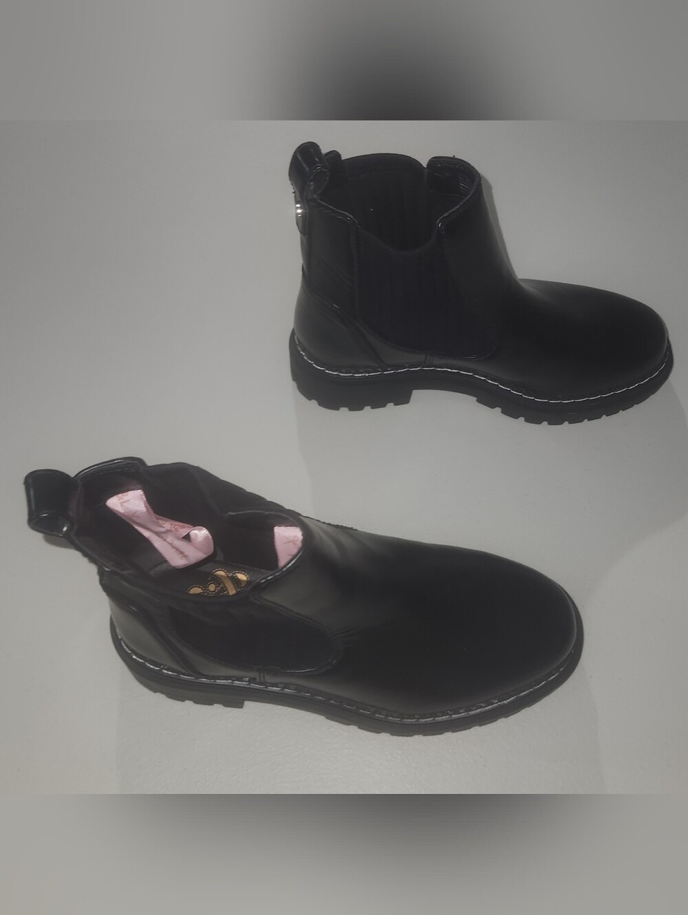 Women's Black Chelsea Boots - Sam & Libby Slip-On Style Size 6